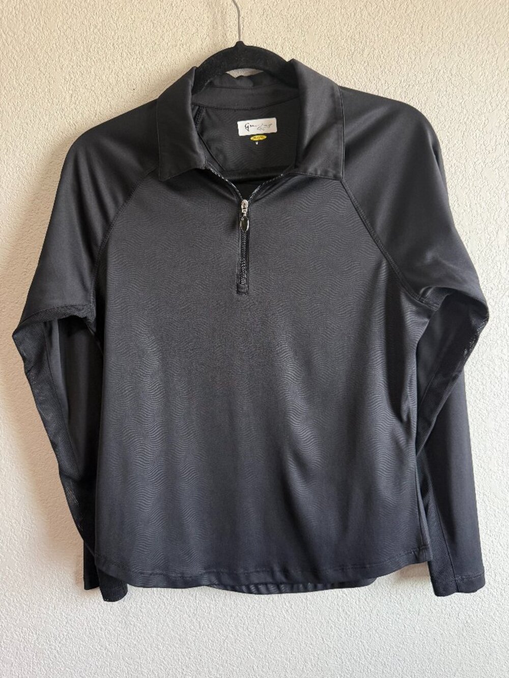 Women's Greg Norman Black Play Dry 1/4 Zip Long Sleeve Golf Top Size M